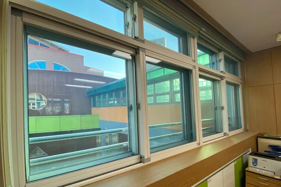 초등학교 교실 단열필름 시공 현장